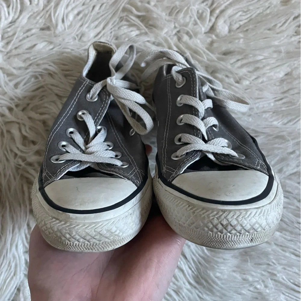 Converse Charcoal Gray Chuck Taylor All Star Classic Low Top Canvas Sneakers 6